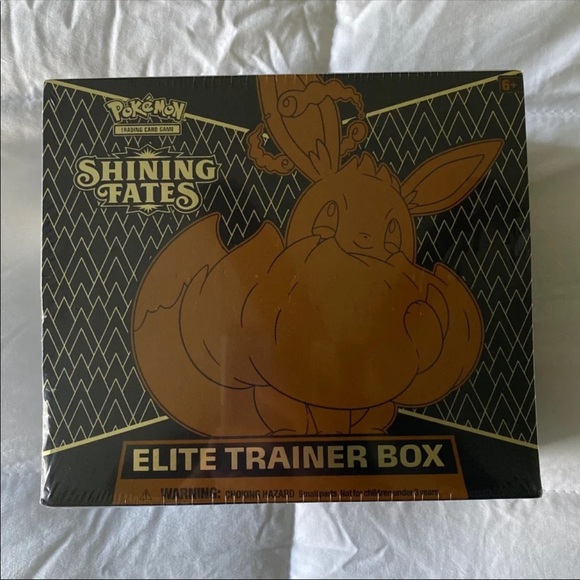 Pokémon Shining Fates Elite Trainer Box - Picture 1 of 2